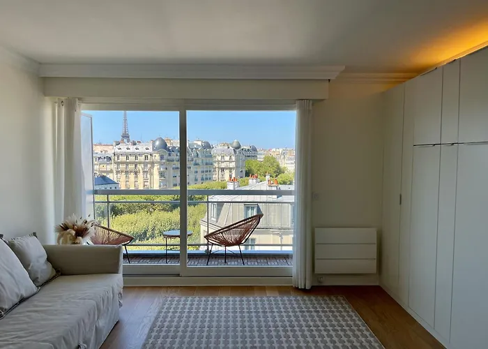 Parisian Elegance With Eiffel Tower View